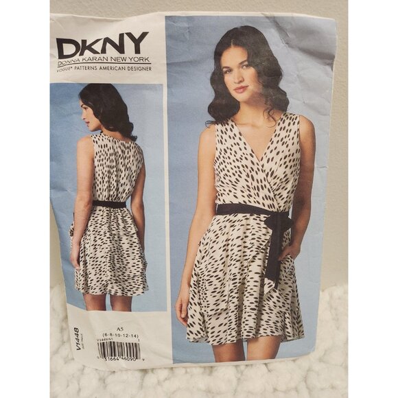 DKNY Dress Sewing Pattern V1448 • Vogue Designer Pattern • Sleeveless Wrap - Picture 9 of 13